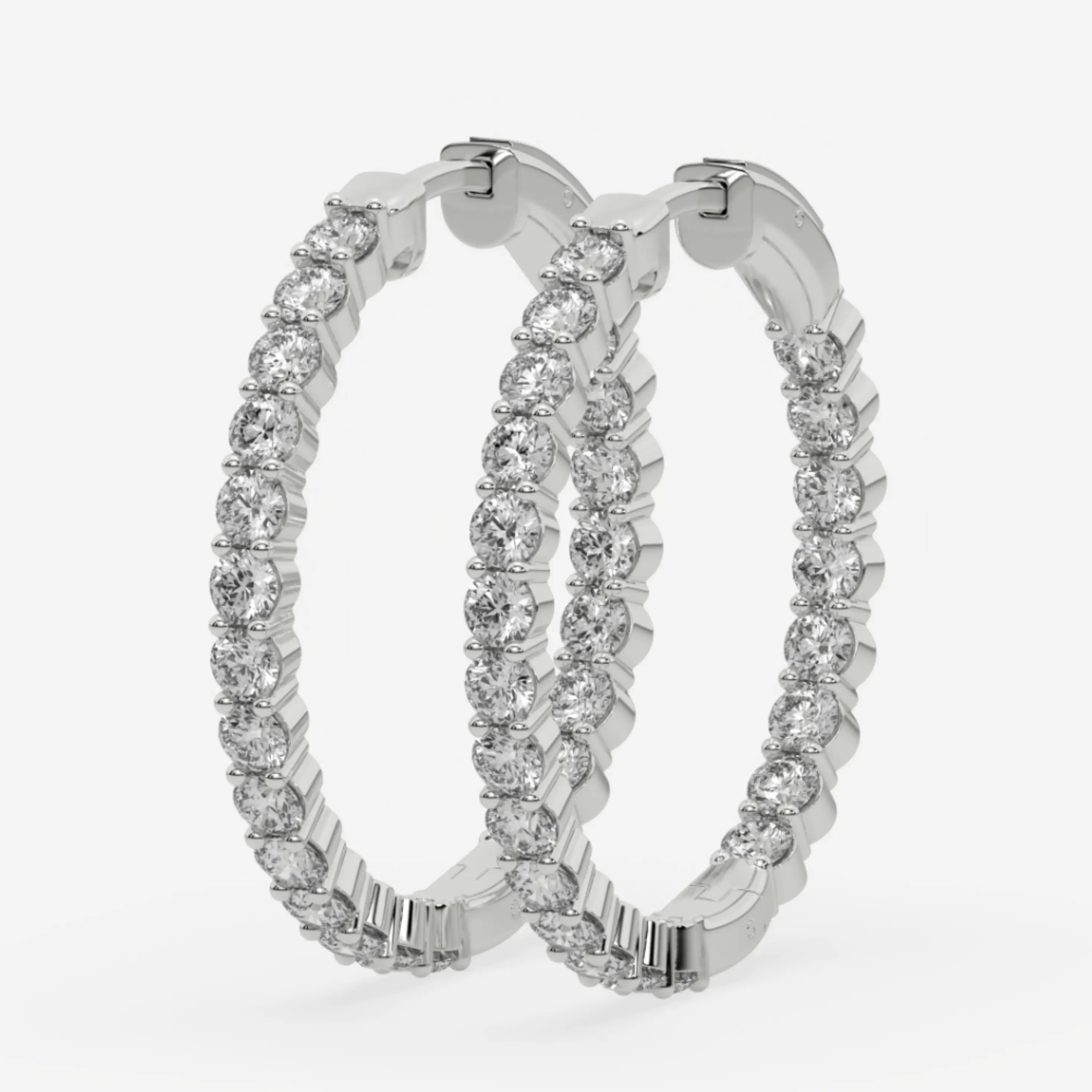 The Art of Wearing Statement Diamond Earrings with Confidence