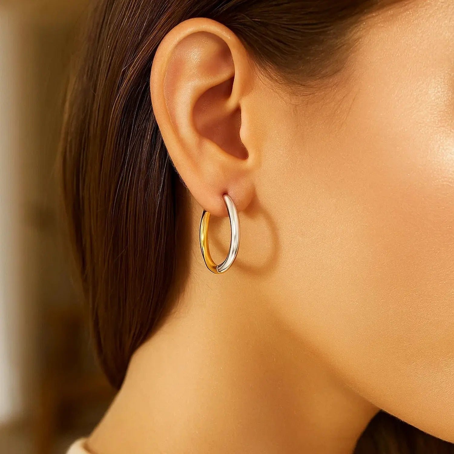 Hinged Hoop Earrings in 14K Two-Tone Gold 20mm RCJ