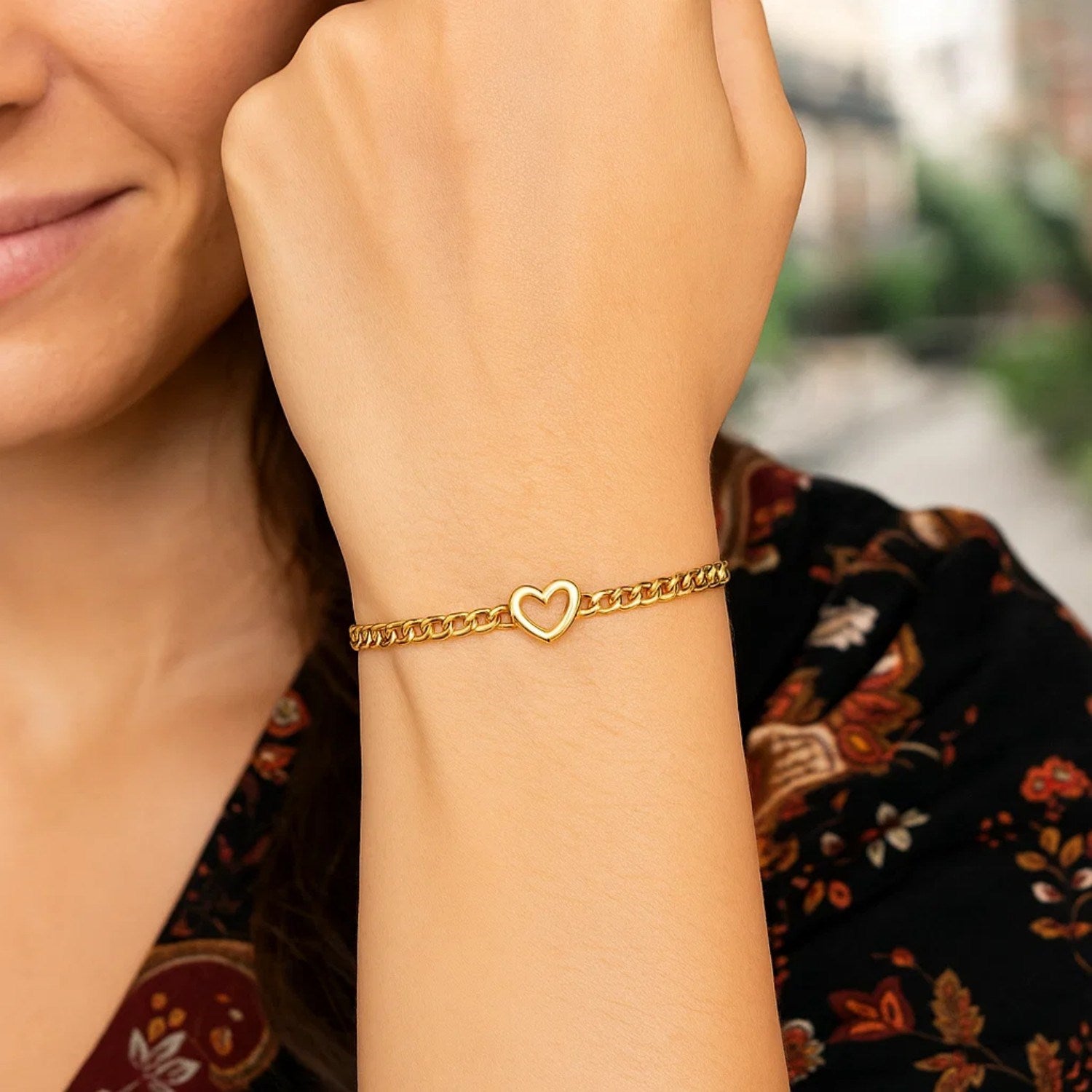 14k Yellow Gold 7 inch Curb Chain Bracelet with Heart (3.40 mm) Bracelets RCJ