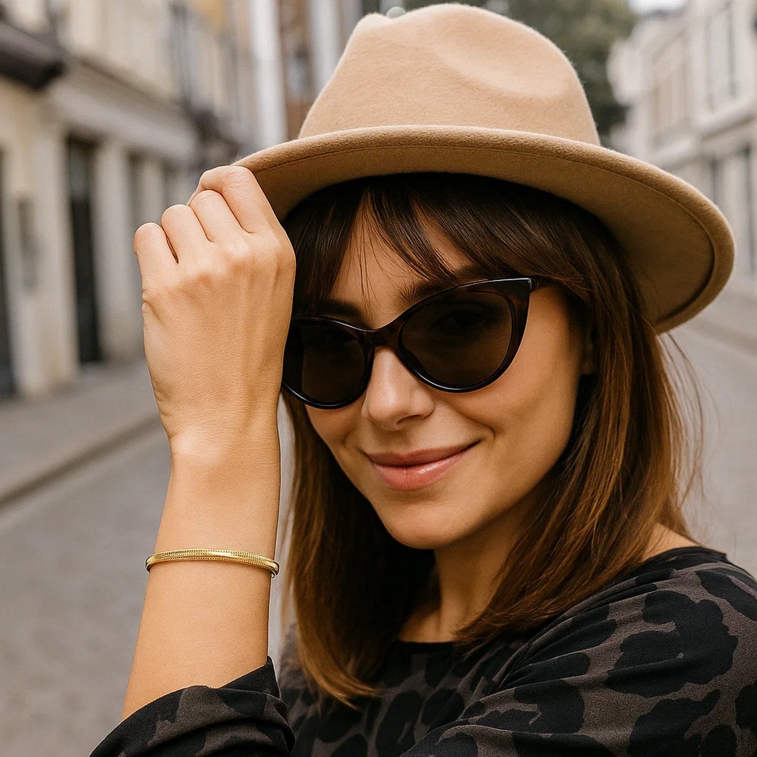 14K Yellow Gold Medium Stretch Mesh Bracelet (5.40 mm) Bracelets RCJ